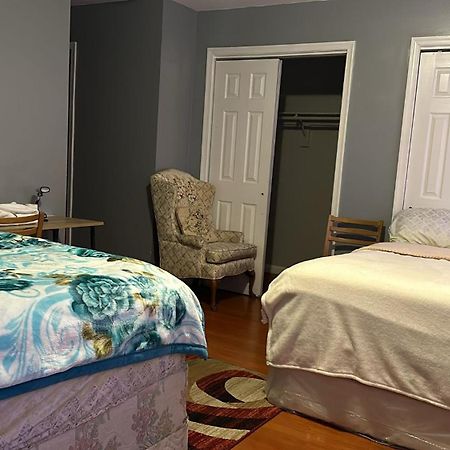 Divine Villa Guest House 65 Sherman 6Mins To Airport And 4Mins To Penn Station Newark Exterior foto